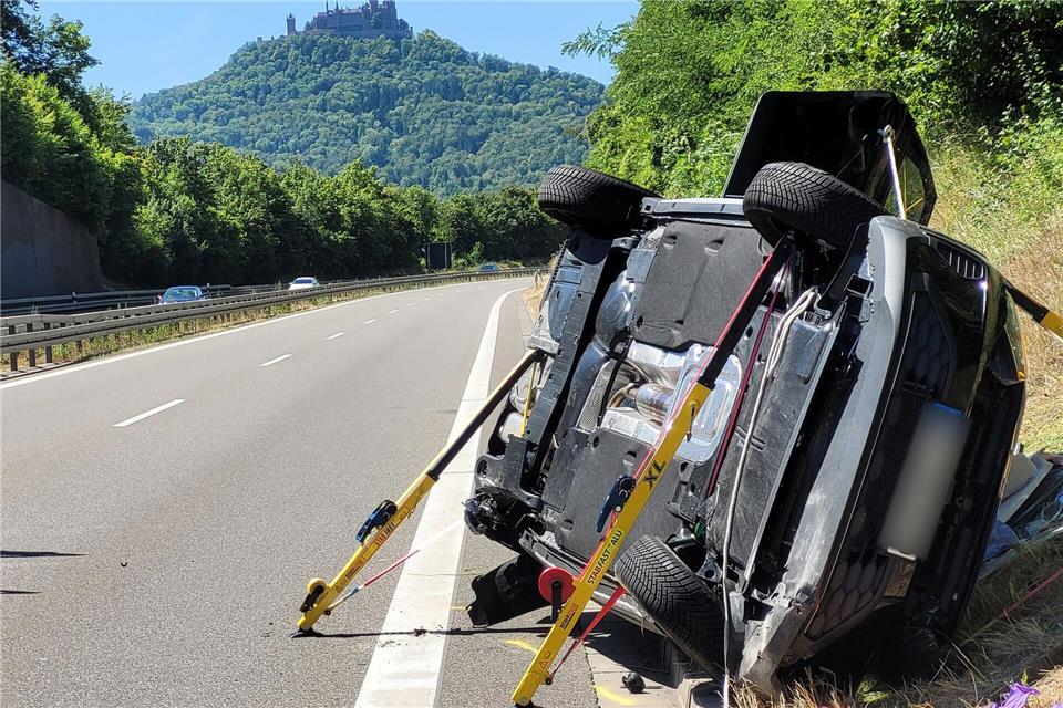Verkehrsunfall mit Verletzten bei Hechingen. (Archivfoto)Ralf Biesinger/dpa