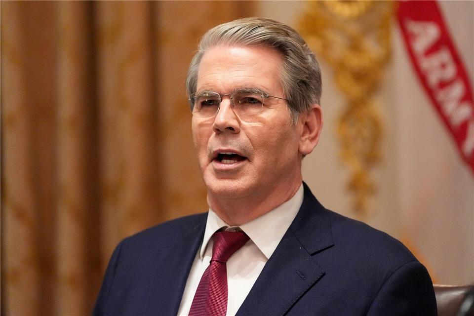 Verkündet schärfe US-Sanktionen gegen Russland: US-Finanzminister Scott Bessent. (Archivbild)Alex Brandon/AP/dpa