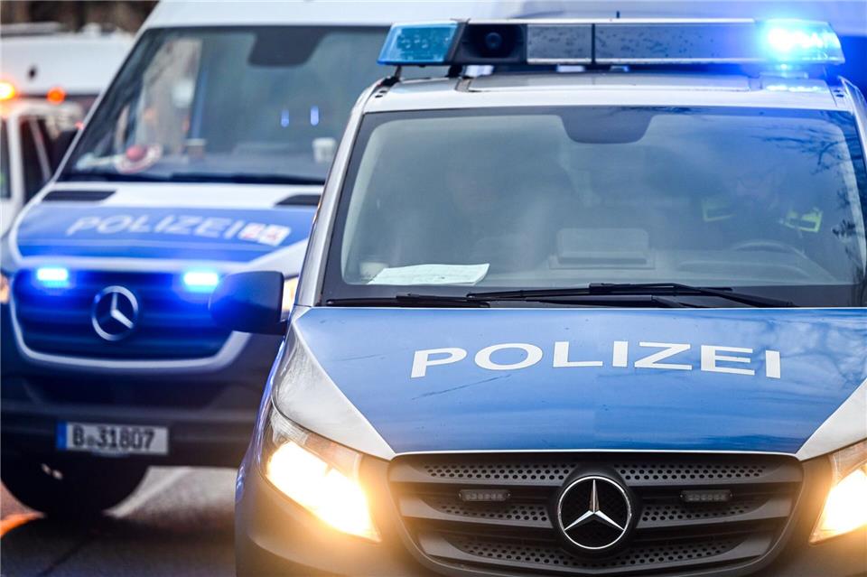 Verletzt wurde bei dem Feuer niemand. (Symbolbild)Jens Kalaene/dpa