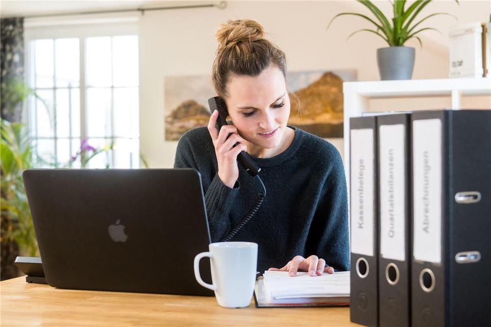 Verluste mit Kapitalanlagen gemacht? Am Ende des Jahres können diese dazu beitragen, weniger Kapitalertragsteuer zu zahlen - sofern in einem anderen Depot gleichzeitig Gewinne erwirtschaftet wurden.Benjamin Nolte/dpa-tmn