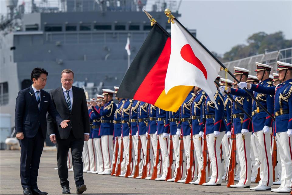 Verteidigungsminister Boris Pistorius (SPD) in JapanPeter Kneffel/dpa