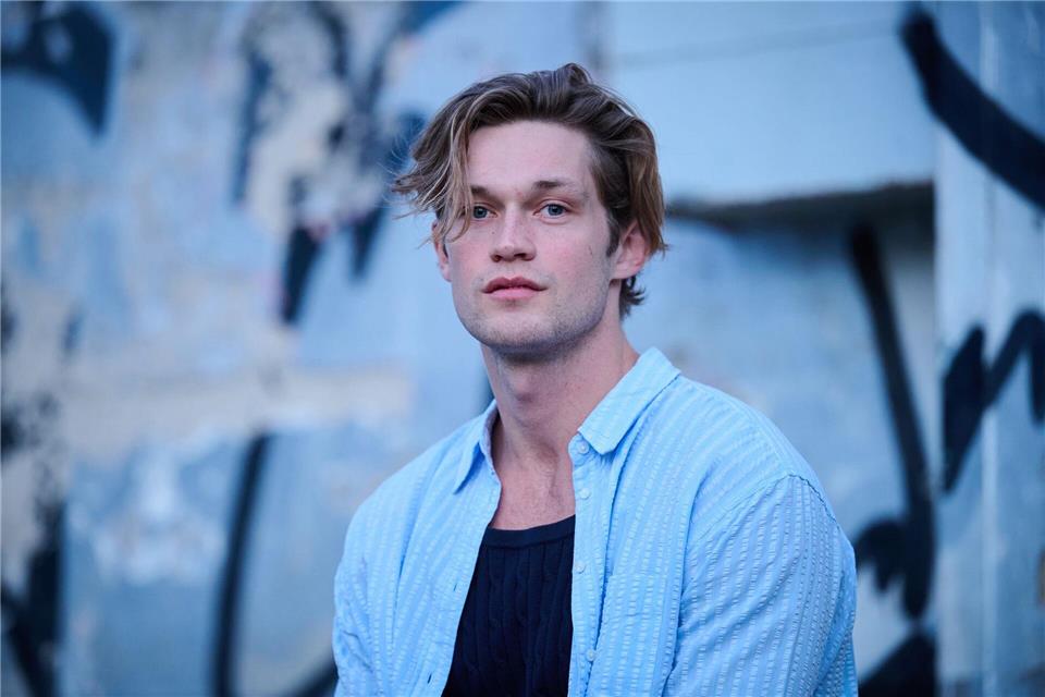 Verträumter und zugleich wachsamer Blick auf die Welt: Damian Hardung.Annette Riedl/dpa