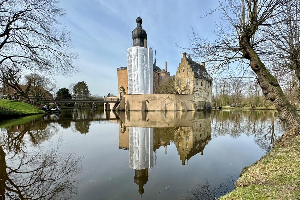 Vertreter des Gemener Schützenvereins wollen, dass der Ballturm der Jugendburg wieder eine Wetterfahne erhält