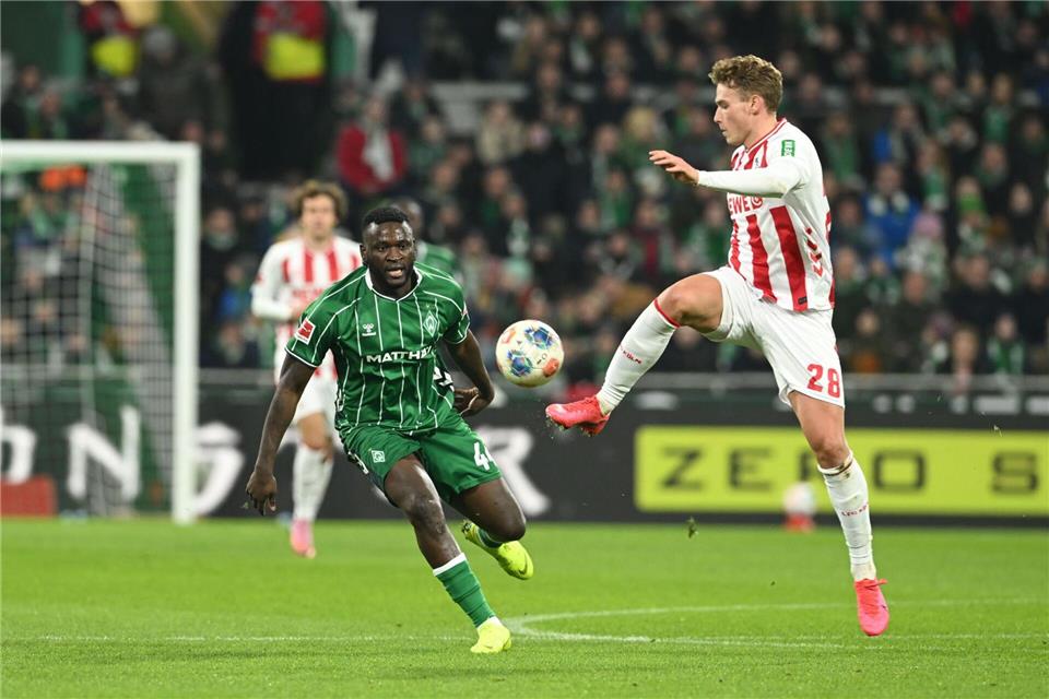 Victor Boniface war erneut kein Faktor im Bremer Spiel.Carmen Jaspersen/dpa