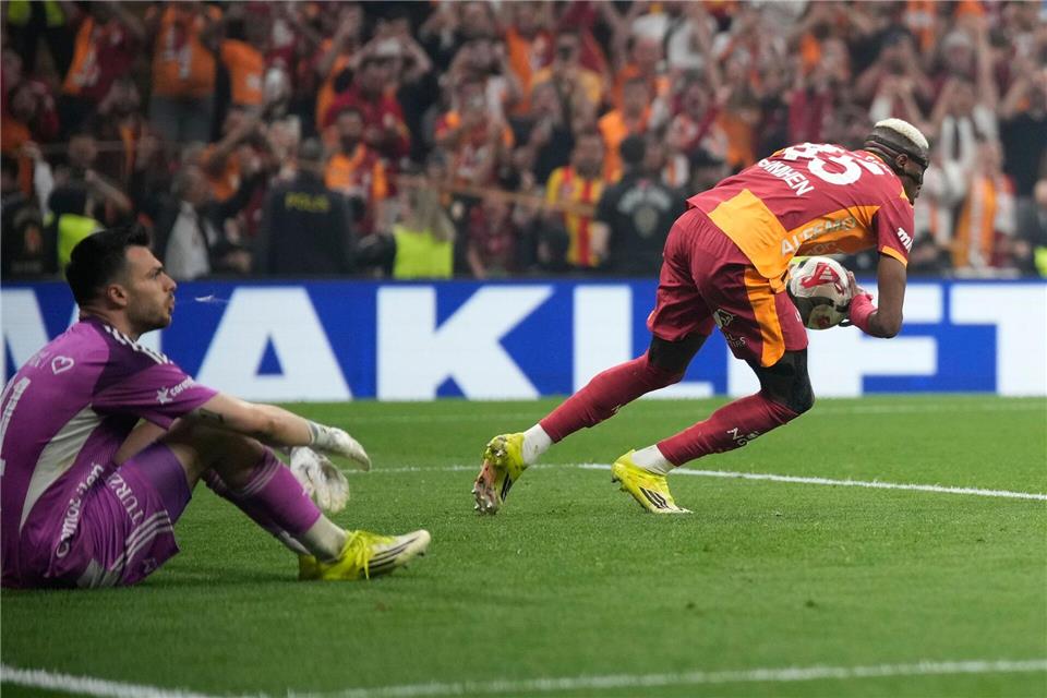 Victor Osimhen legte einen Doppelpack auf.Emrah Gurel/AP/dpa