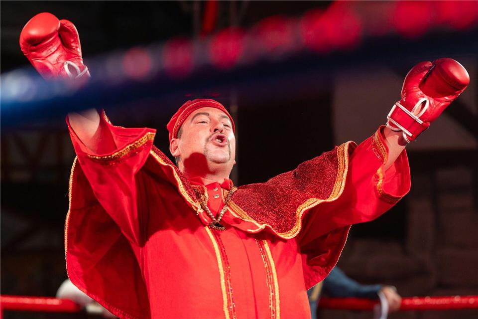 Thüringen gewinnt im Bratwurst-Boxkampf gegen Franken Viel Show beim Kampf um die Wurst: Im Bratwurstmuseum Mühlhausen ging es um die Frage, wo die erste Bratwurstküche stand. Michael Reichel/dpa