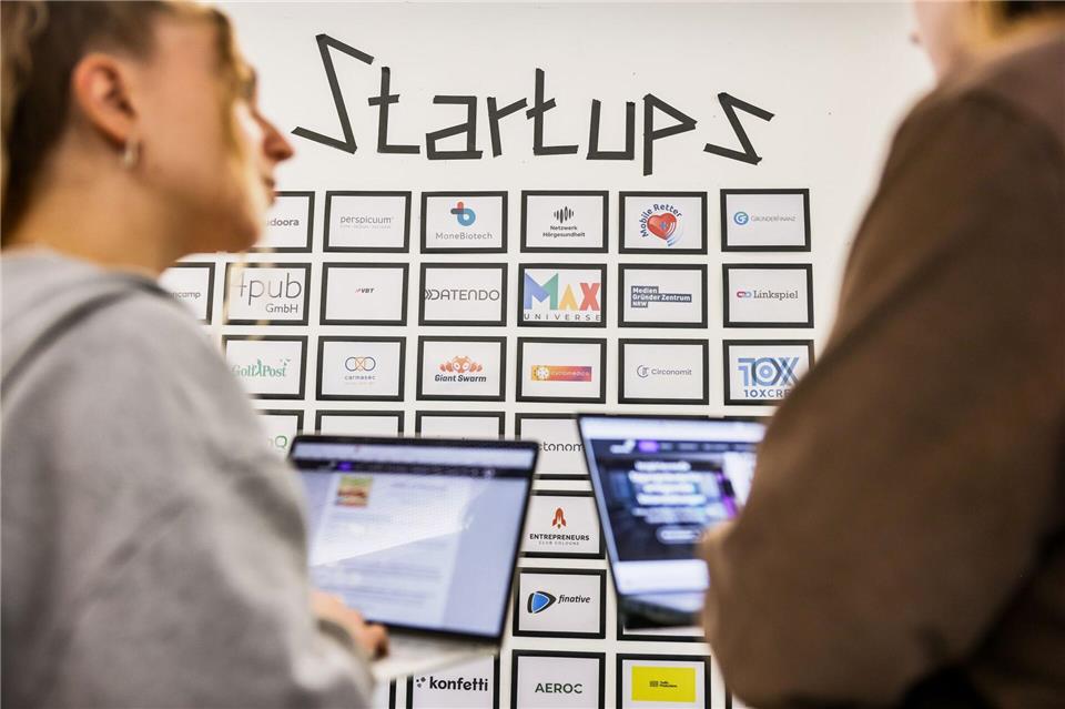 Viel Unsicherheit: Die Konjunkturflaute erfasst auch Start-ups. (Archivbild)Oliver Berg/dpa
