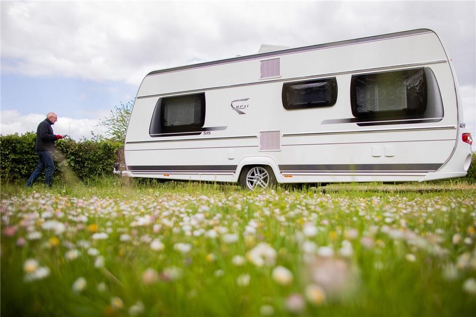 Viele Campingplatzbetreiber sind laut einer Umfrage zufrieden mit der Nachfrage in den Osterferien. (Archivbild) Rolf Vennenbernd/dpa