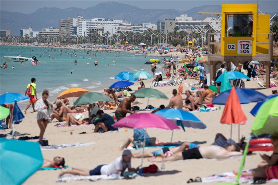Viele Filme aus der Doko-Soap „Goodbye Deutschland!“ spielen auf Mallorca. (Archivbild)Clara Margais/dpa