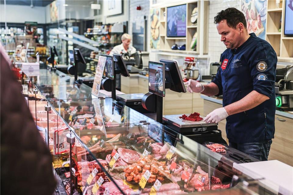 Viele Fleischfachverkäufer gehen bald in den Ruhestand.Oliver Berg/dpa