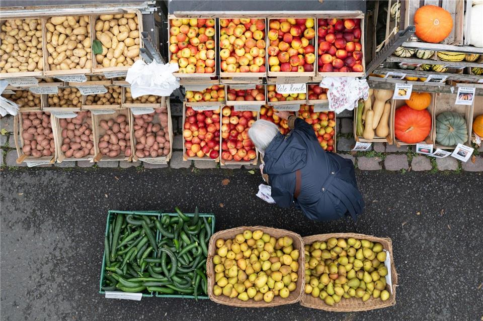 Viele Lebensmittel sind spürbar teurer geworden.Sebastian Kahnert/dpa