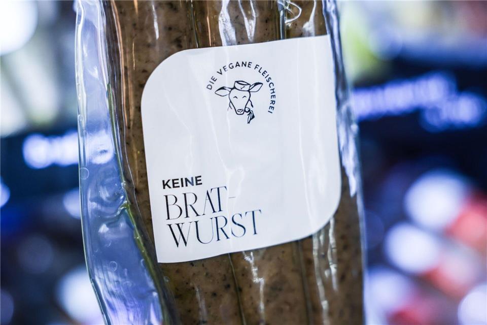 Darf ein Schnitzel aus Soja sein? Viele Produkte müssten neue Namen bekommen, sollte das Verbot umgesetzt werden. (Symbolbild) Oliver Berg/dpa