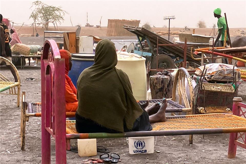 Ärzte: 1.500 Zivilisten in drei Tagen in Al-Faschir getötet Viele Zivilisten sind nach Angaben einer Nichtregierungsorganisation auf der Flucht getötet worden. (Archivbild)Eva-Maria Krafczyk/dpa