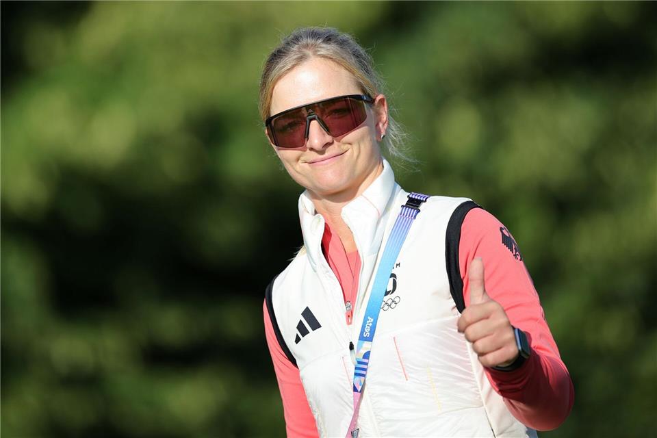 Vielseitigkeitsreiterin Julia Krajewski strebt trotz großer Hitze nach ihrem fünften DM-Titel. (Archivbild)Rolf Vennenbernd/dpa