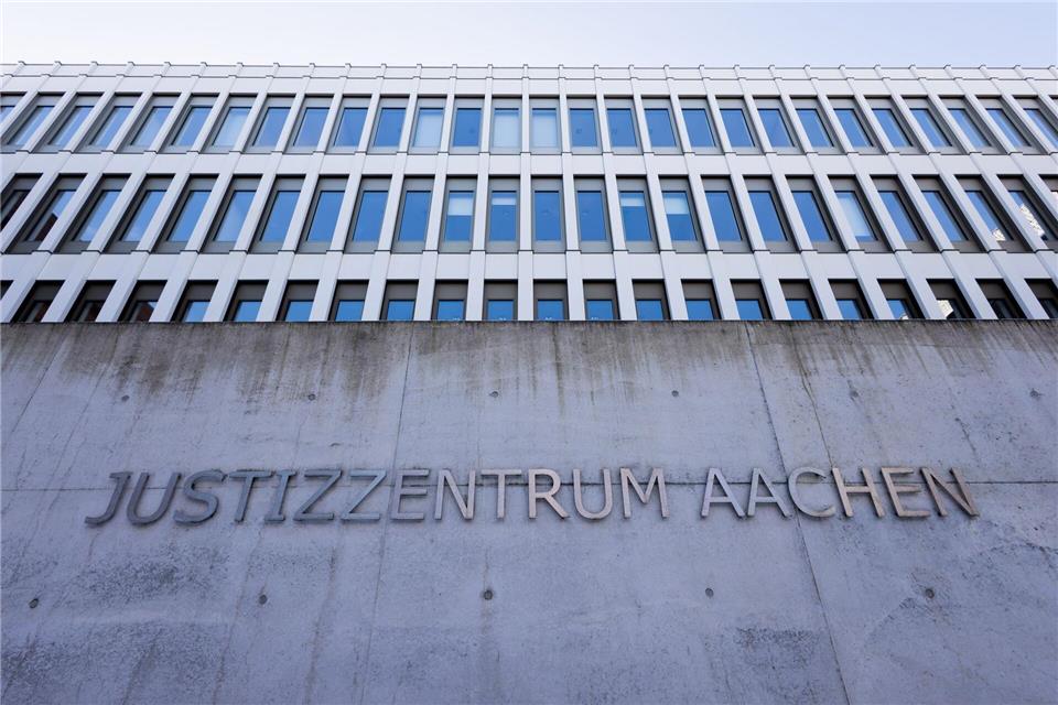 Vier Bundeswehr-Soldaten sollten bis zu 77.000 Euro Erschwerniszulage zurückzahlen. Das Verwaltungsgericht Aachen urteilte zu ihren Gunsten. (Archivbild)Rolf Vennenbernd/dpa