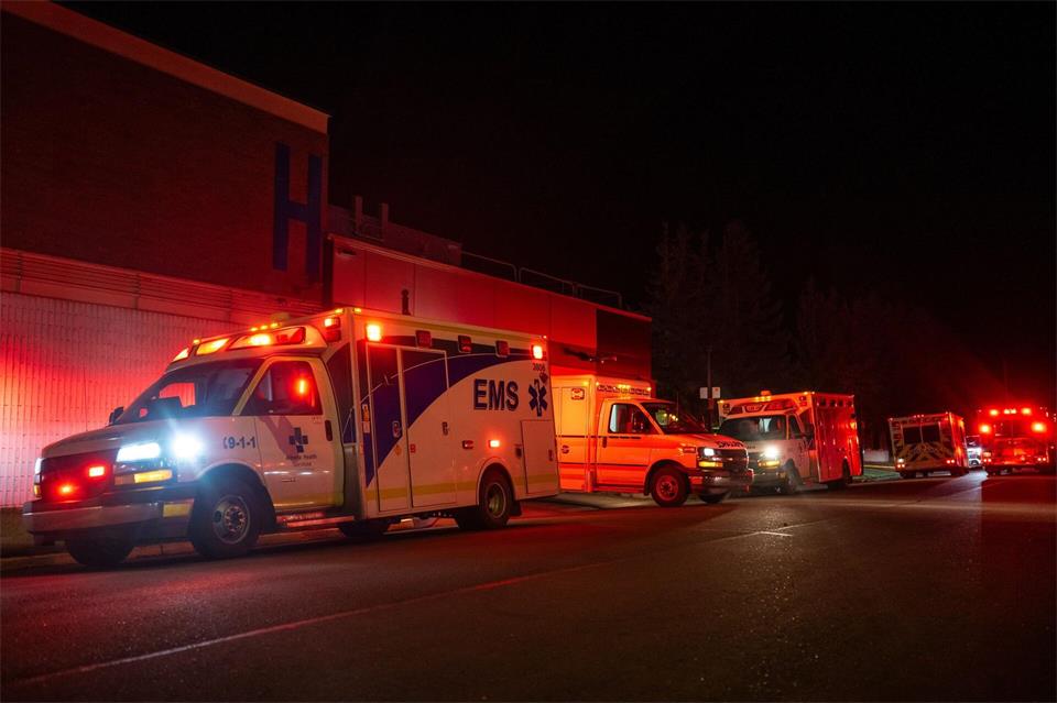 Vier Menschen sind bei dem Brand ums Leben gekommen. John Ulan/The Canadian Press/AP/dpa