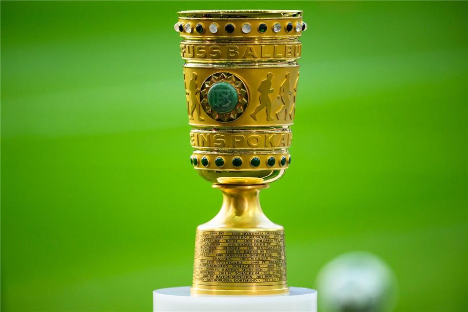 Vier Spiele der Auftaktrunde des DFB-Pokals sind im Free-TV zu sehen.Tom Weller/dpa