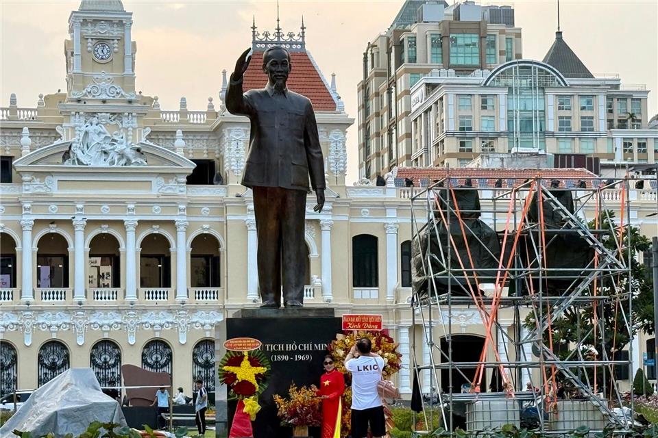 Vietnams Landesvater Ho Chi Minh wird bis heute tief verehrt. (Archivbild)Carola Frentzen/dpa
