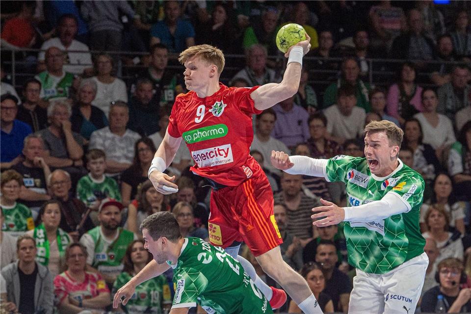 Vilhelm Poulsen bleibt bei der TSV Hannover-Burgdorf. (Archivbild)Sebastian Räppold/Sportfoto Matthias Koch/dpa