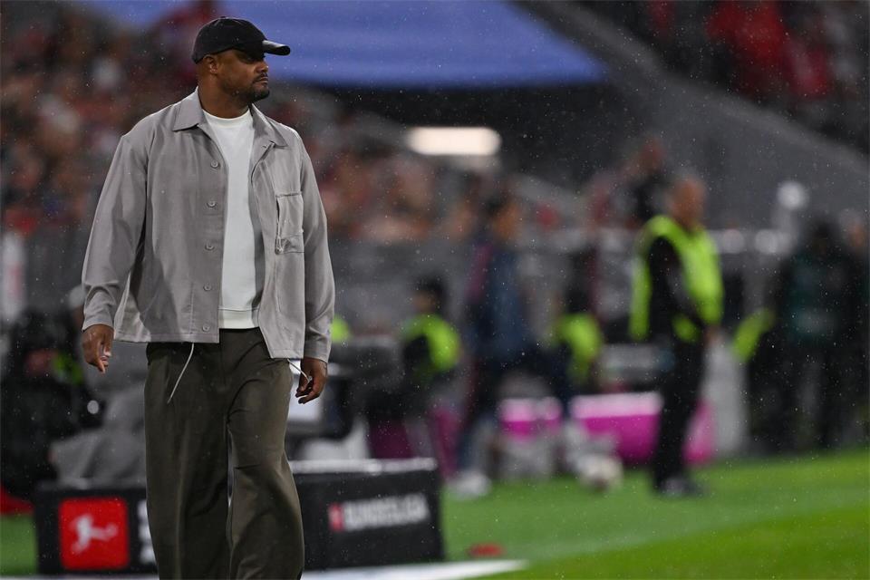 Vincent Kompany genoss das Gespräch mit dem neuen Bundestrainer. (Archivbild)Sven Hoppe/dpa