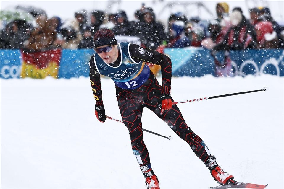 Vinzenz Geiger stürzte im Langlaufrennen. Daniel Karmann/dpa