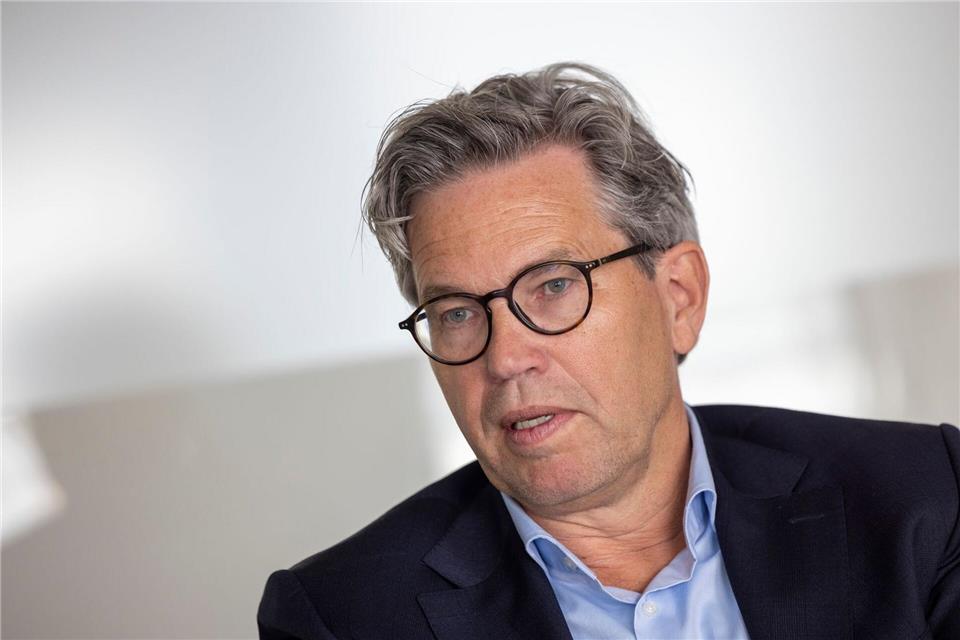 Vodafone-Deutschlandchef Marcel de Groot setzt auch in der Zukunft auf TV-Kabelanschlüsse für schnelles Internet. (Archivbild)Thomas Banneyer/dpa