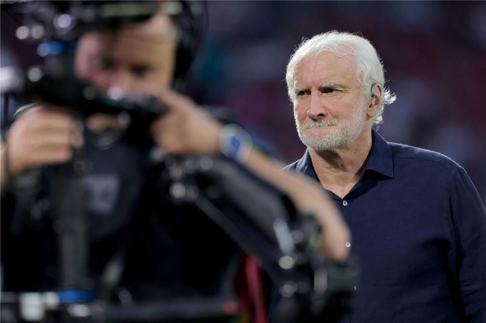 Völler hat die Hoeneß-Kritik zurückgewiesen. (Archivbild)Rolf Vennenbernd/dpa