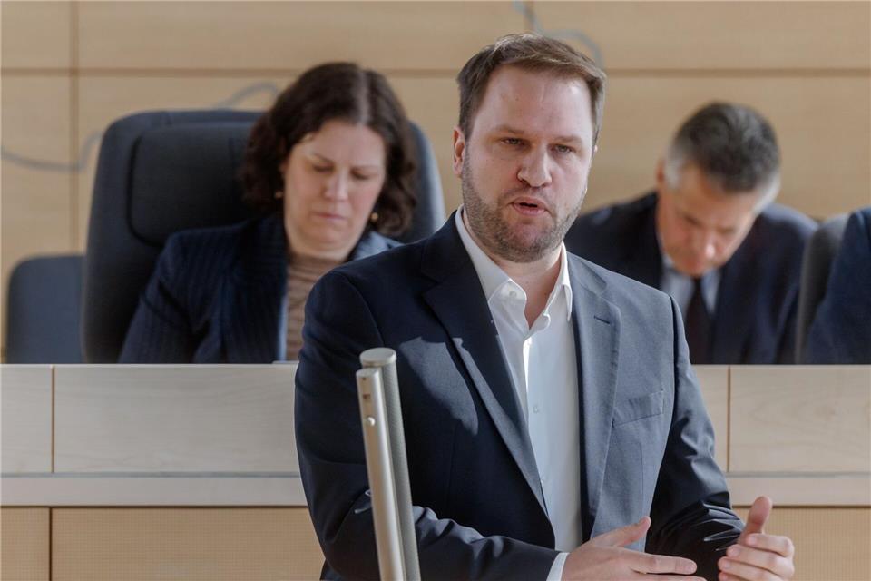Vogt verspricht dem neuen Bundesvorsitzenden Kubicki seine Unterstützung. (Archivbild)Markus Scholz/dpa