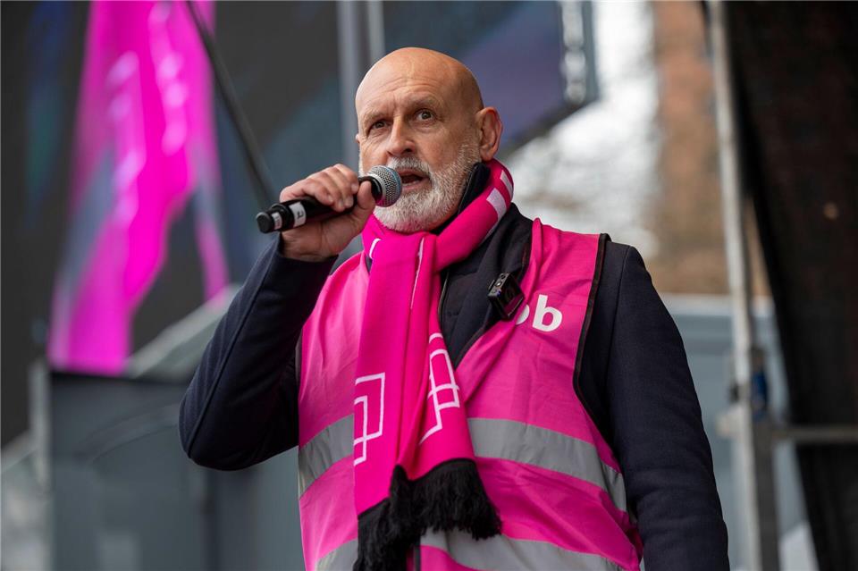 Volker Geyer, Bundesvorsitzender der Gewerkschaft dbb, fordert ein „verhandlungsfähiges“ Angebot. Thomas Banneyer/dpa