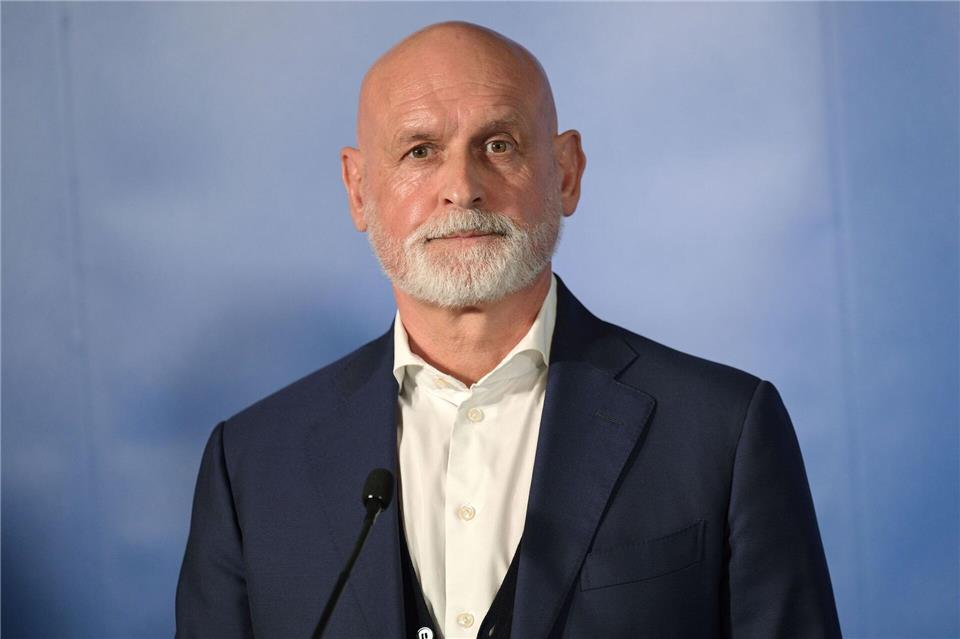 Volker Geyer warnt vor Stromausfällen jederzeit. (Archivbild)Michael Bahlo/dpa