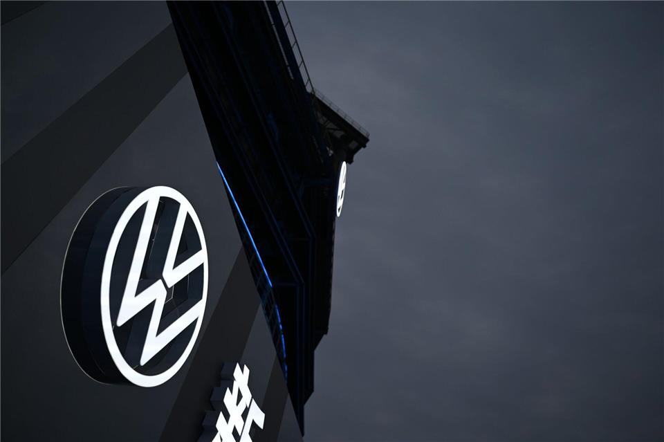 Volkswagen erkennt wachsenden Druck im chinesischen Markt. (Archivbild)Johannes Neudecker/dpa