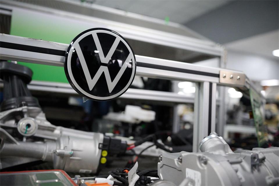 Volkswagen will mehr aus China heraus exportieren. Katharina Kausche/dpa