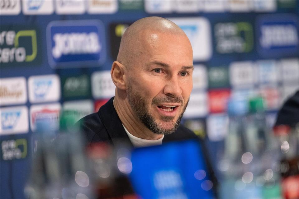 Voller Euphorie: Hoffenheims neuer Chefcoach Christian Ilzer  Marijan Murat/dpa