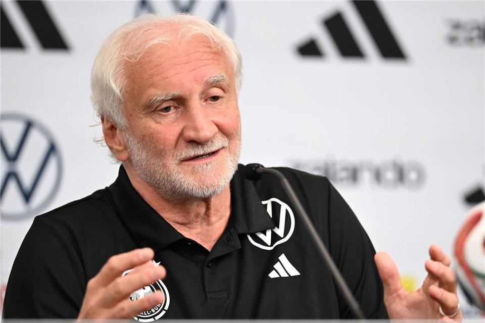 Voller Fokus auf Paraguay: Rudi Völler.Federico Gambarini/dpa