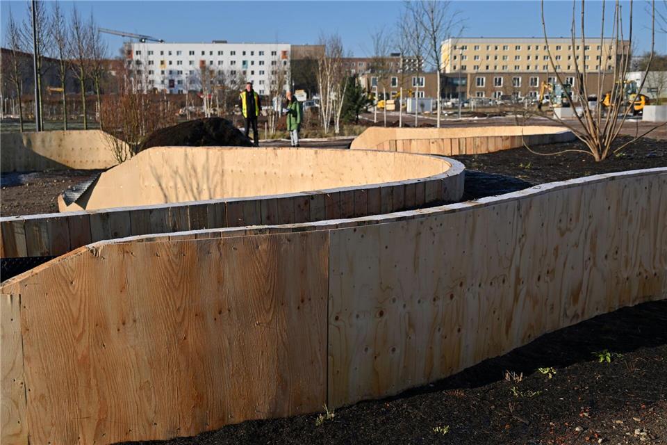 Vom 23. April bis zum 11. Oktober 2026 findet in Leinefelde-Worbis die 5. Thüringer Landesgartenschau statt. Sie trägt das Motto „Aussöhnung zwischen Stadt und Landschaft“.Martin Schutt/dpa