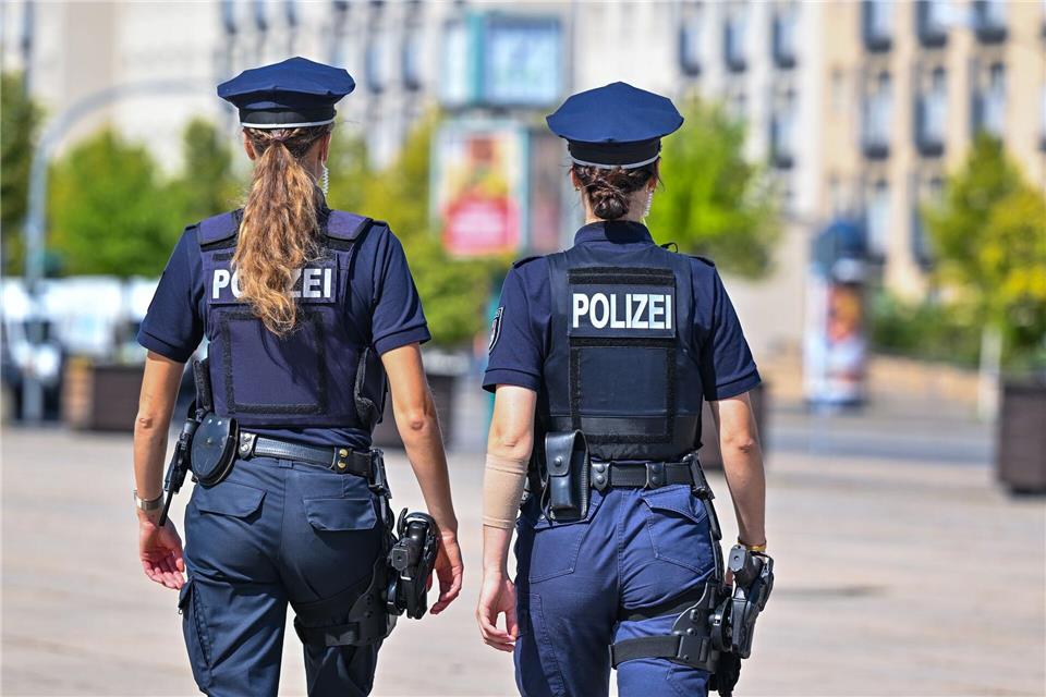 Von den 7.110 Polizeivollzugskräften in Thüringen sind 1.636 weiblich. (Symbolbild)Patrick Pleul/dpa