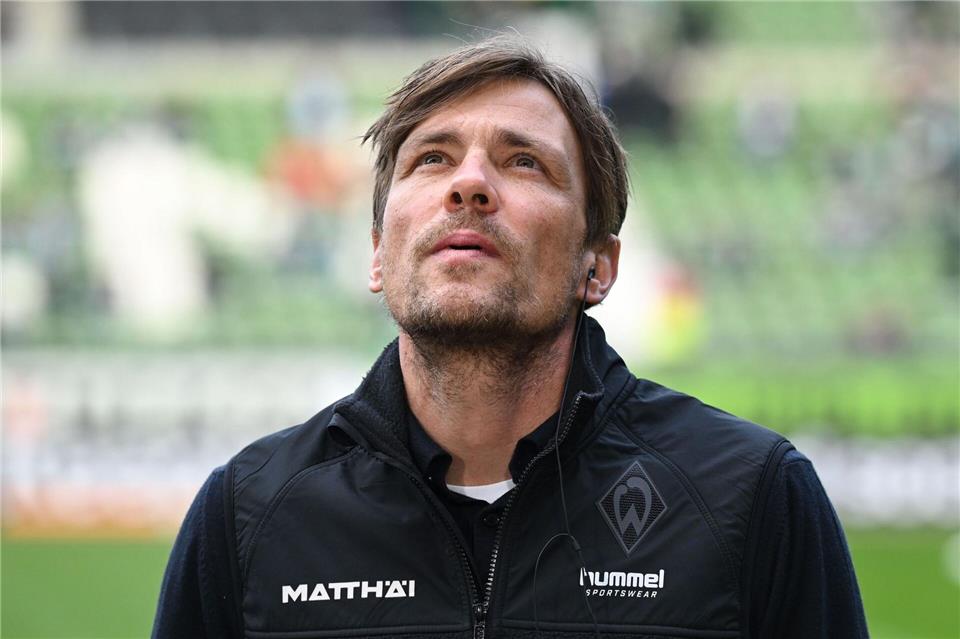 Von den Werder-Fans beeindruckt: Bremens Geschäftsführer Clemens Fritz Carmen Jaspersen/dpa