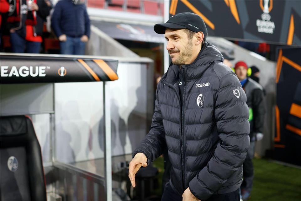 Von der Entwicklung seines Angreifers nicht überrascht: SC-Trainer Julian Schuster.Philipp von Ditfurth/dpa