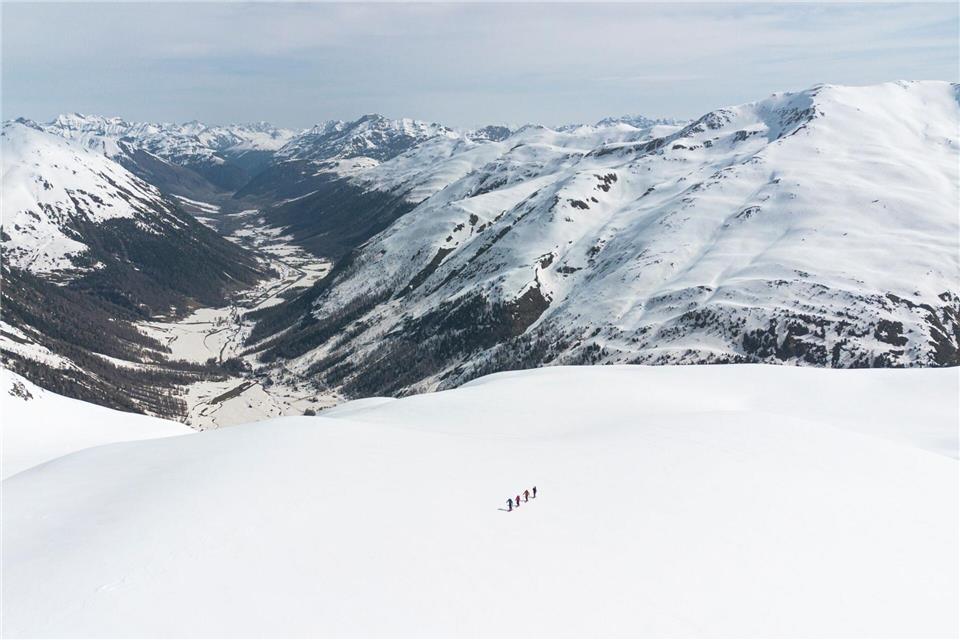 Von hohen Alpengipfeln umrahmt: Wegen seiner Abgeschiedenheit wurde Livigno das Tibet Italiens genannt. Giovanni Levi/Livigno NEXT/dpa-tmn