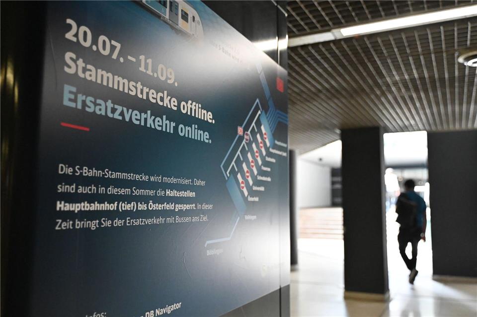 Von kommender Woche an geht in den Haltestellen der S-Bahn in der Stuttgarter Innenstadt gar nichts mehr. Jennifer Kramer/dpa