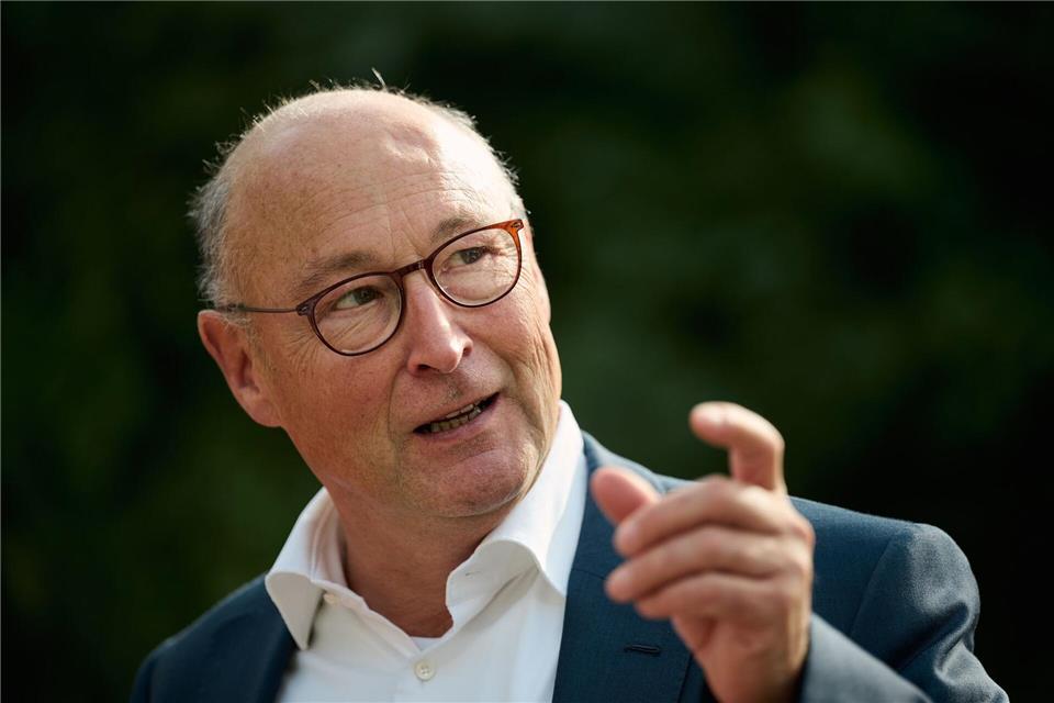Vonovia-Chef Rolf Buch sieht einen Aufbruch in der Immobilienbranche. (Archivbild)Bernd Thissen/dpa