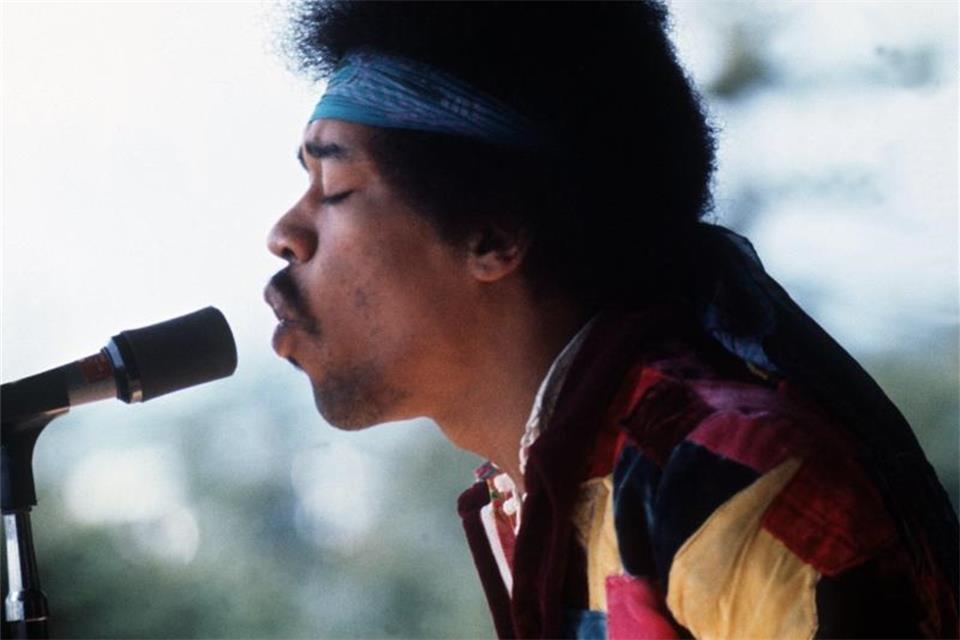Vor 50 Jahren: Jimi Hendrix beim Konzert auf Fehmarn. Foto: Dieter Klar/dpa