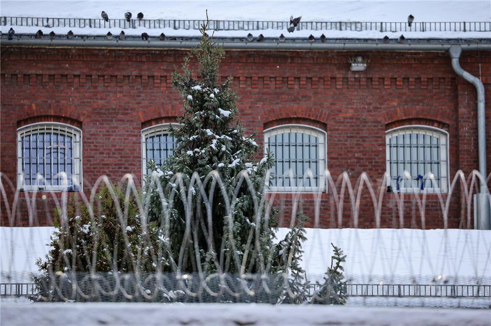Vor Weihnachten gibt es in Mecklenburg-Vorpommern alljährlich eine Amnestie für einige Gefangene mit kürzeren Strafen.Jan Woitas/dpa