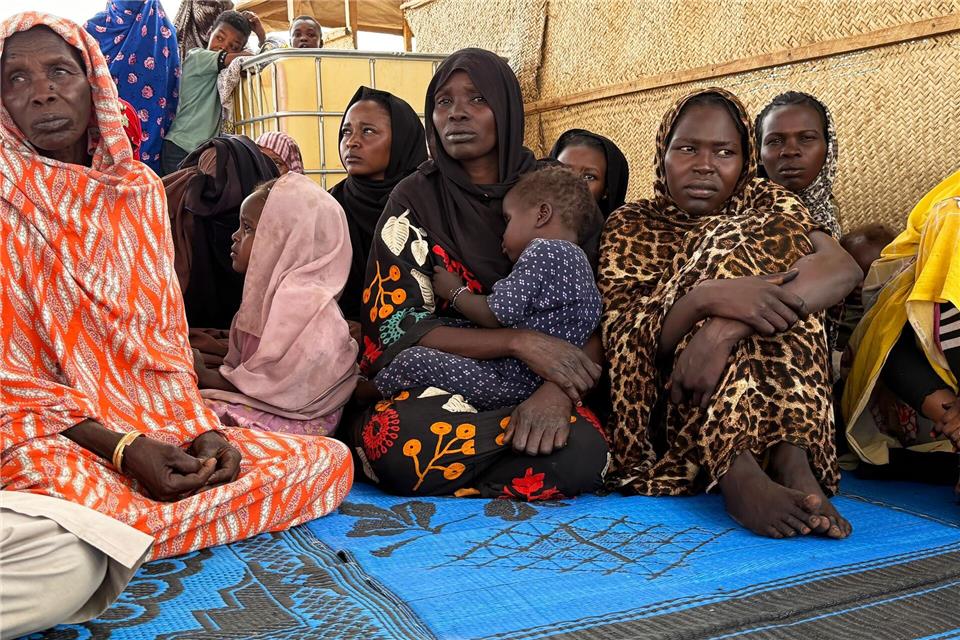Vor allem aus der Region Darfur gibt es Berichte über schwere Menschenrechtsverletzungen, Massaker und Vergewaltigungen. (Archivbild)Eva Krafczyk/dpa