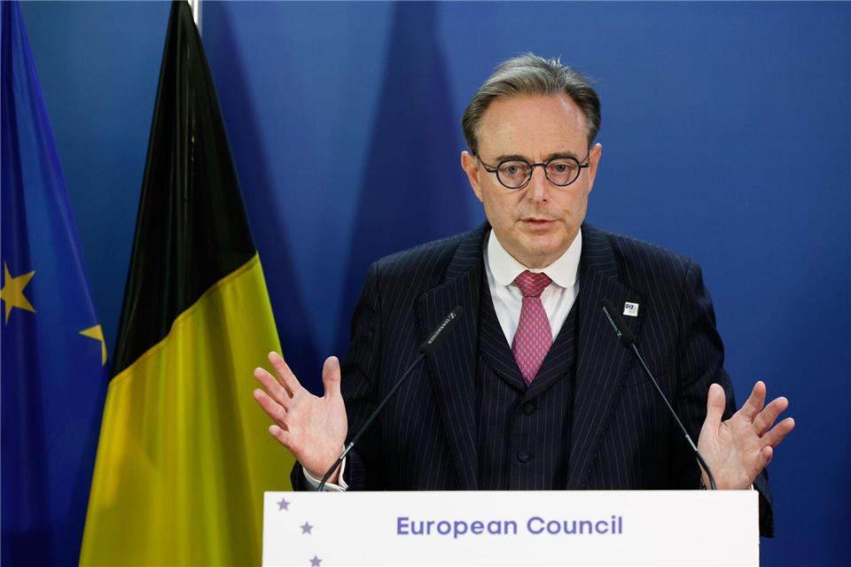 Vor allem die Ukraine habe bei dem Gipfel gewonnen, sagt Belgiens Premierminister Bart De Wever.Geert Vanden Wijngaert/AP/dpa