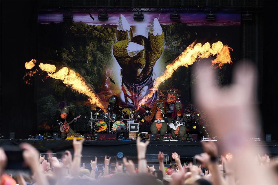 Vor allem für Kinder macht die Band Heavysaurus Metalmusik. Marcus Golejewski/dpa