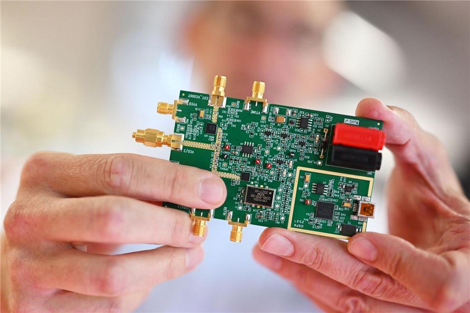 Vor allem geht es um Elektrotechnik und Informatik.Uli Deck/dpa