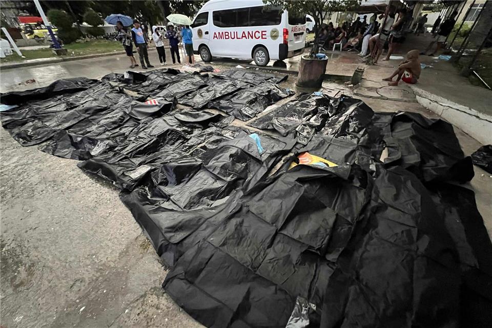 Vor allem in der Provinz Cebu starben viele Menschen.Uncredited/AP/dpa