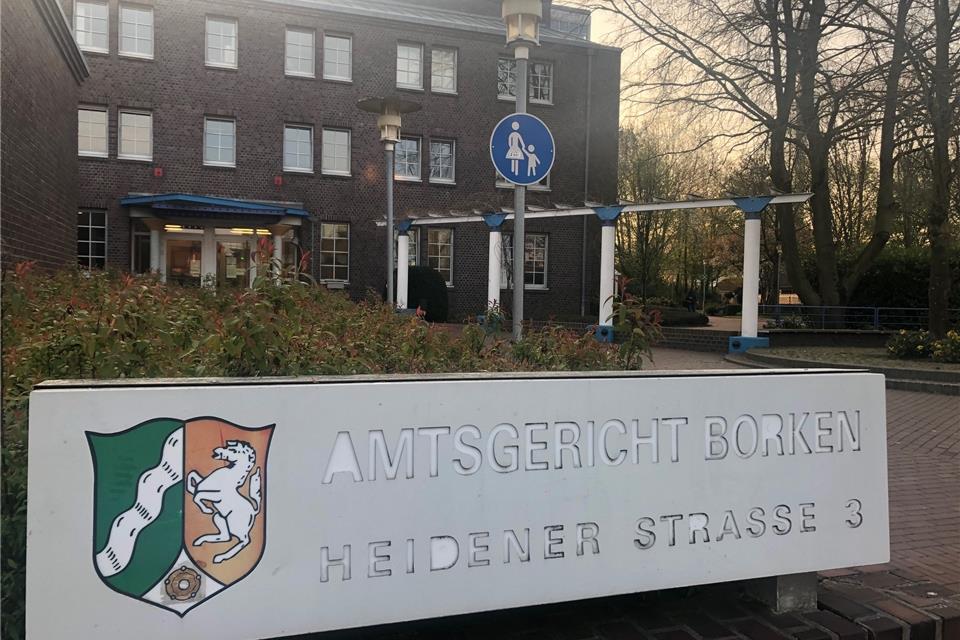 Vor dem Amtsgericht Borken musste sich das Ehepaar verantworten.