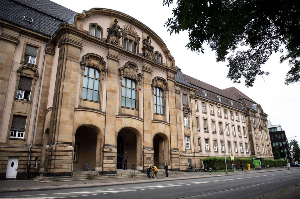 Vor dem Amtsgericht Mönchengladbach ist ein Prozess um einen betrügerischen Hauskauf zu Ende gegangen. (Archivbild)Marius Becker/dpa
